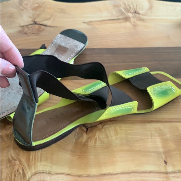 Theory gorgeous yellow and brown sandals - Picture 5 of 5